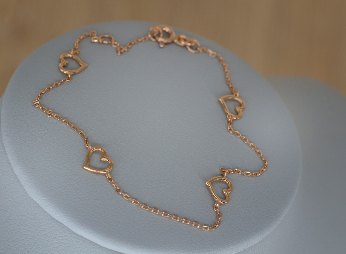  Feines Armband in Roségold aus unserem Sortiment