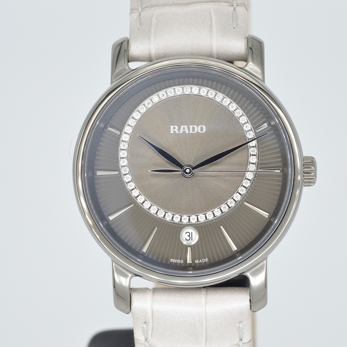  Rado Damenuhr mit hellem Band