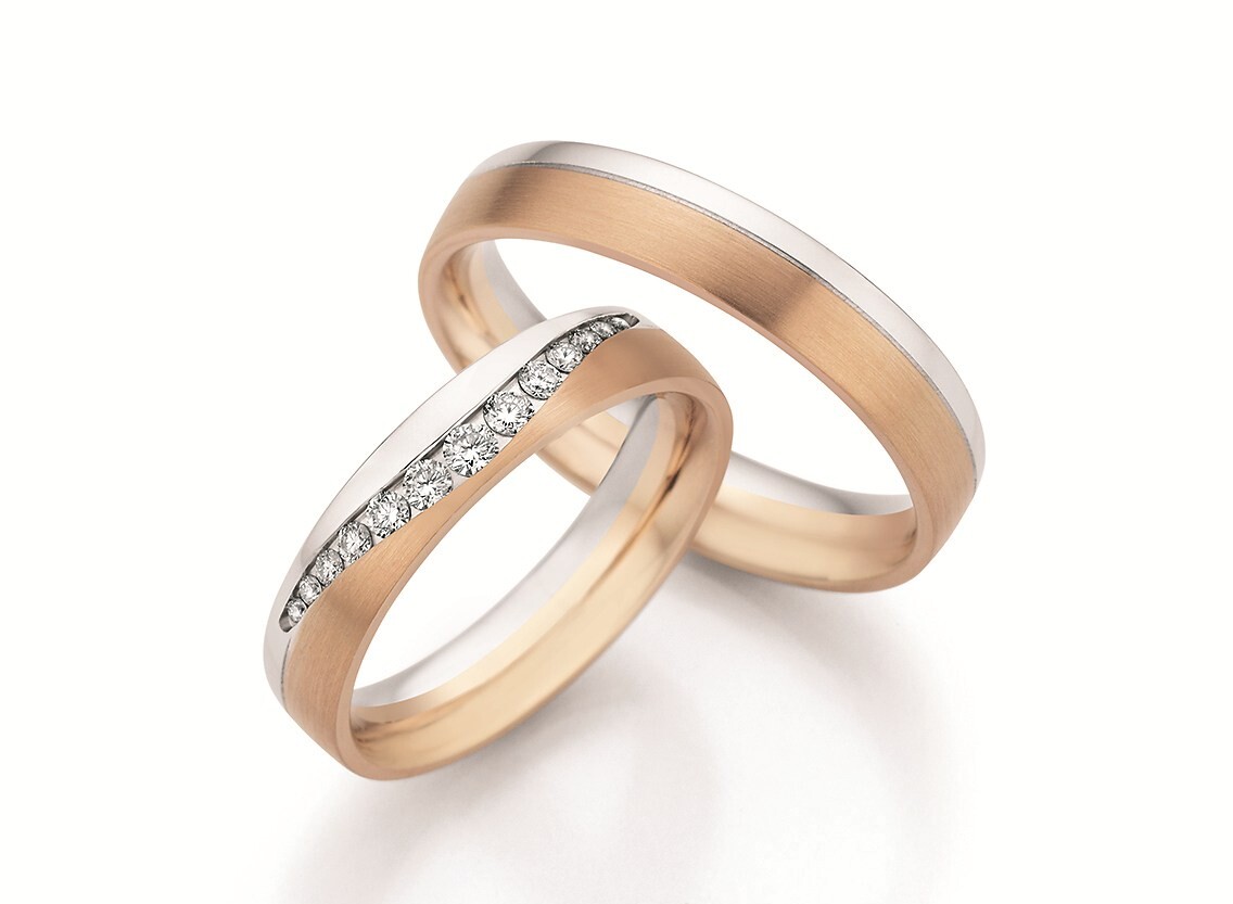  Bicolor-Trauringe in Roségold und Weißgold mit Brillantreihe